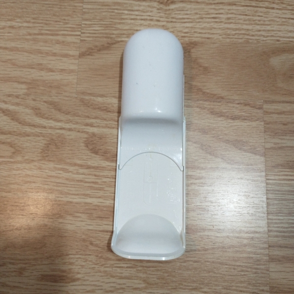 Pampered Chef Double Ended Bakers Pastry Roller, Adjustable Measuring Spoon - Picture 14 of 16